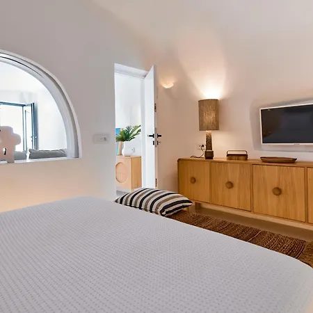 Apartment Olia & Imerovigli (Santorini)