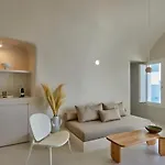 Olia & شقة