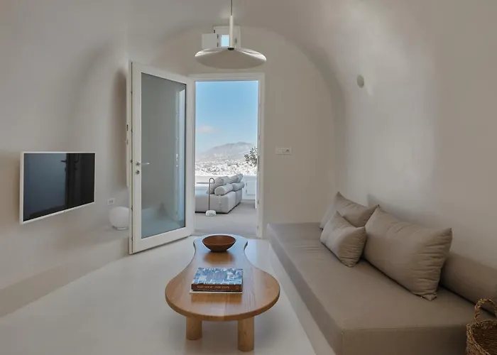 Olia & Imerovigli (Santorini)